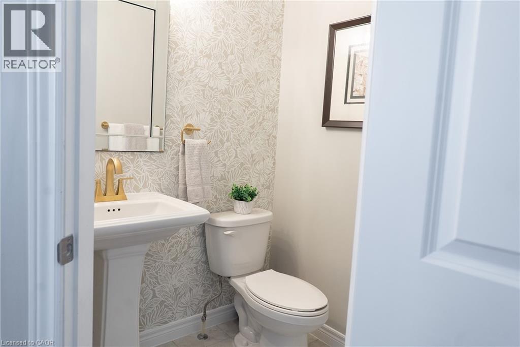 4 Garlent Avenue, Ancaster, Ontario  L9G 3K9 - Photo 10 - 40829389