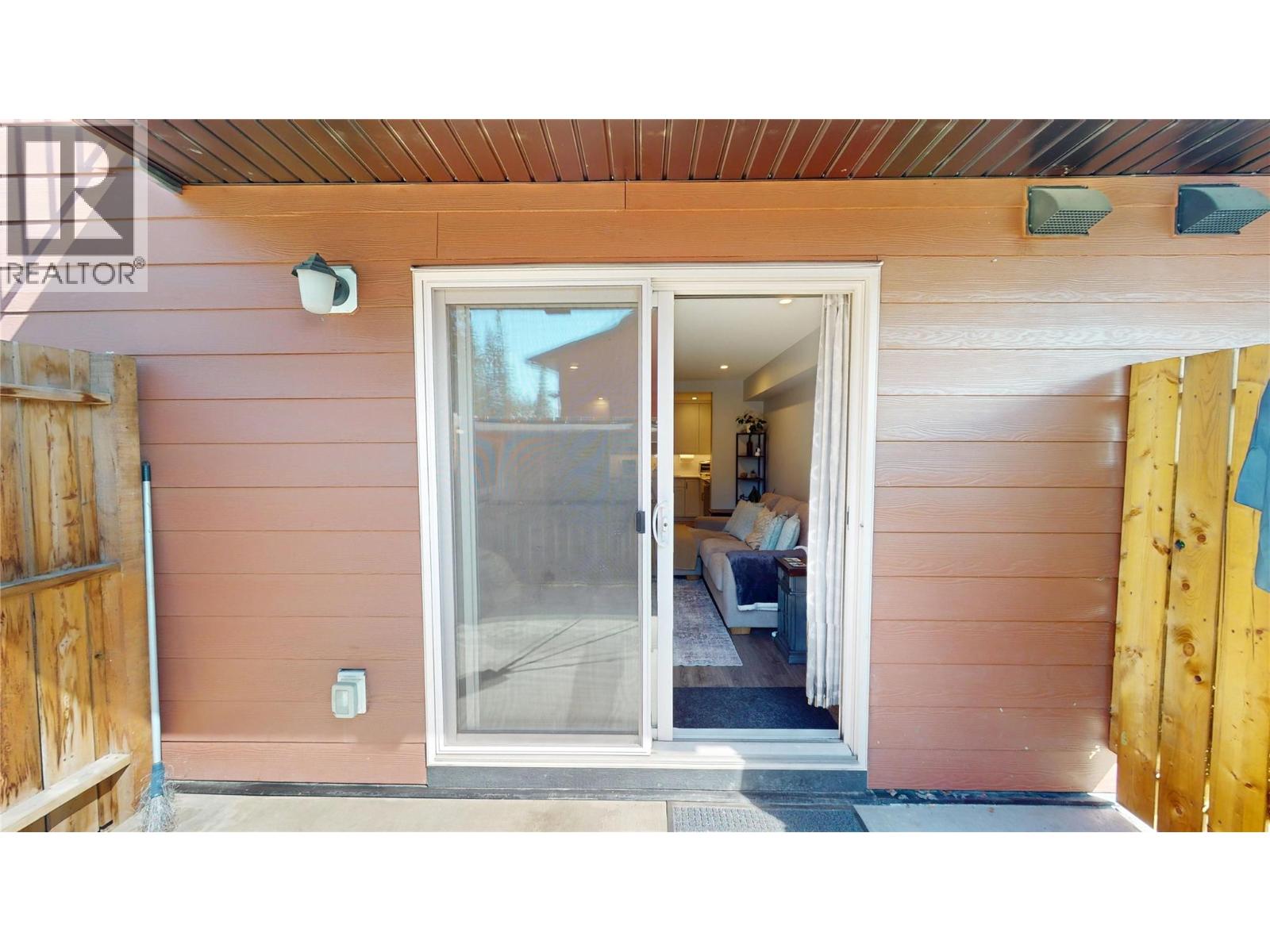 1286 Ponderosa Drive Unit# 205b, Sparwood, British Columbia  V0B 2G2 - Photo 4 - 10386876