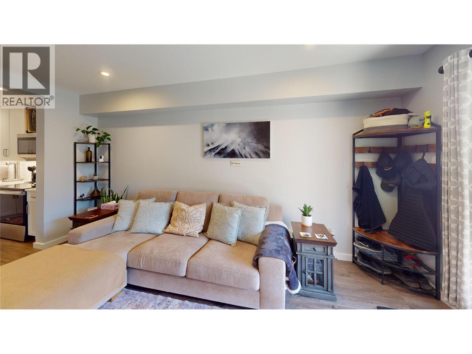 1286 Ponderosa Drive Unit# 205b, Sparwood, British Columbia  V0B 2G2 - Photo 12 - 10386876