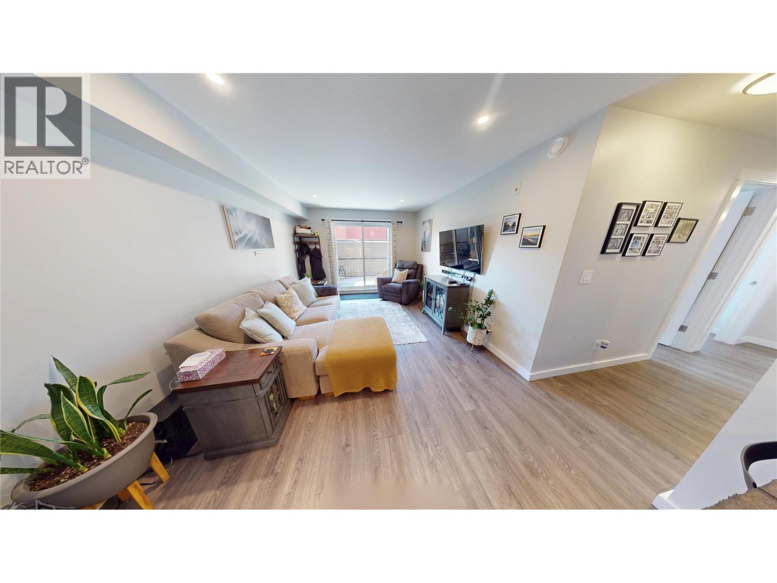 1286 Ponderosa Drive Unit# 205b, Sparwood, British Columbia  V0B 2G2 - Photo 6 - 10386876