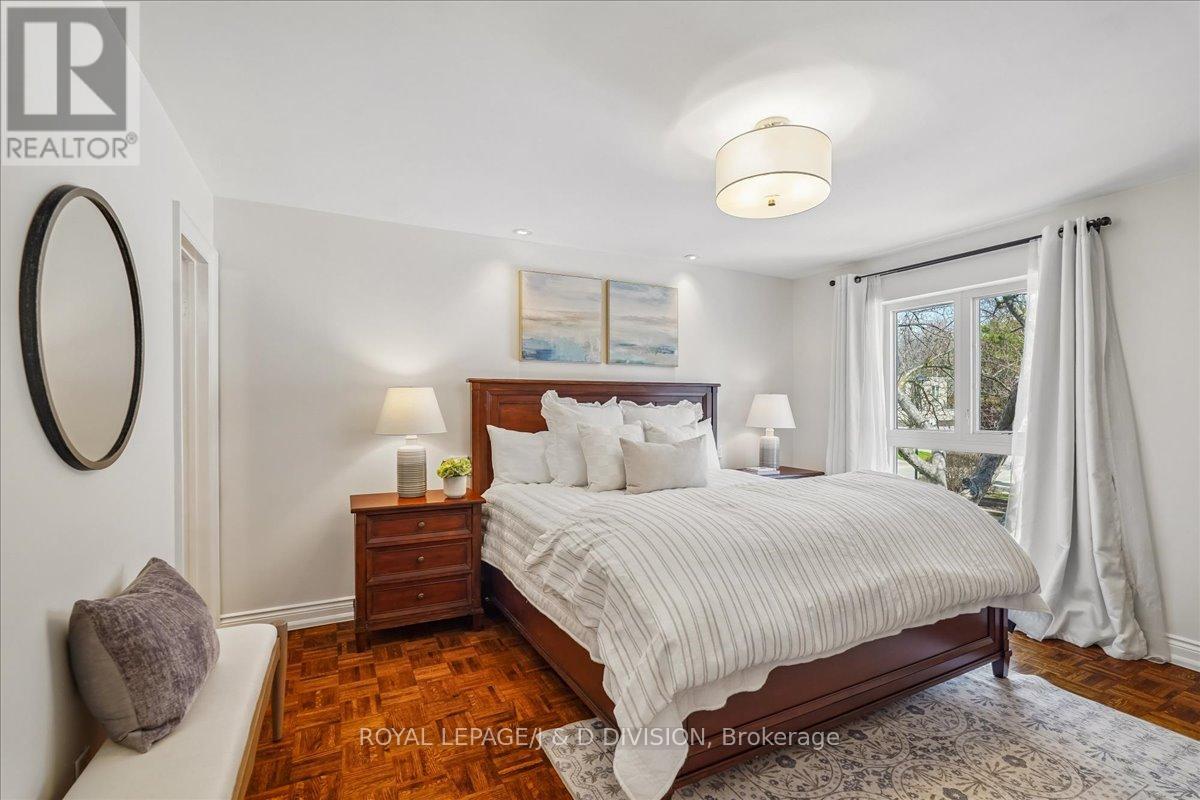 8 Crimson Millway, Toronto, Ontario  M2L 1T6 - Photo 16 - C13048150