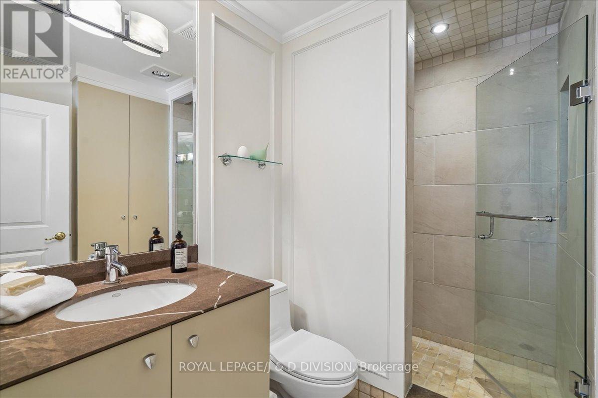 8 Crimson Millway, Toronto, Ontario  M2L 1T6 - Photo 18 - C13048150