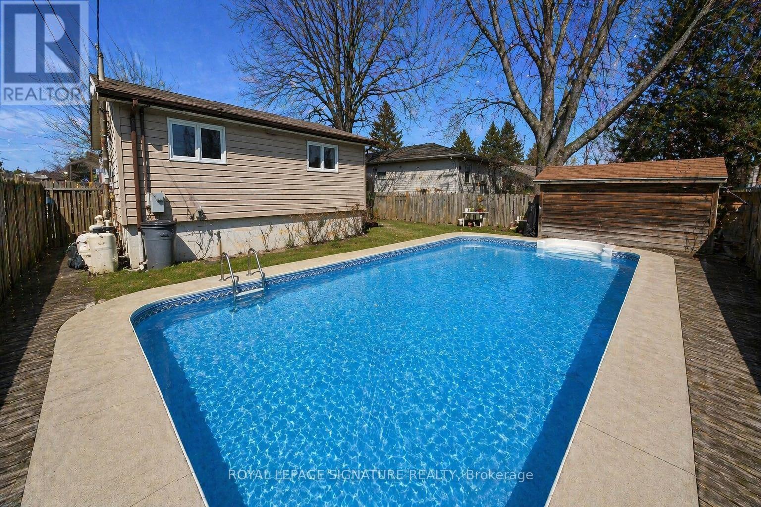 821 Krosno Boulevard, Pickering, Ontario  L1W 1G7 - Photo 17 - E13025570