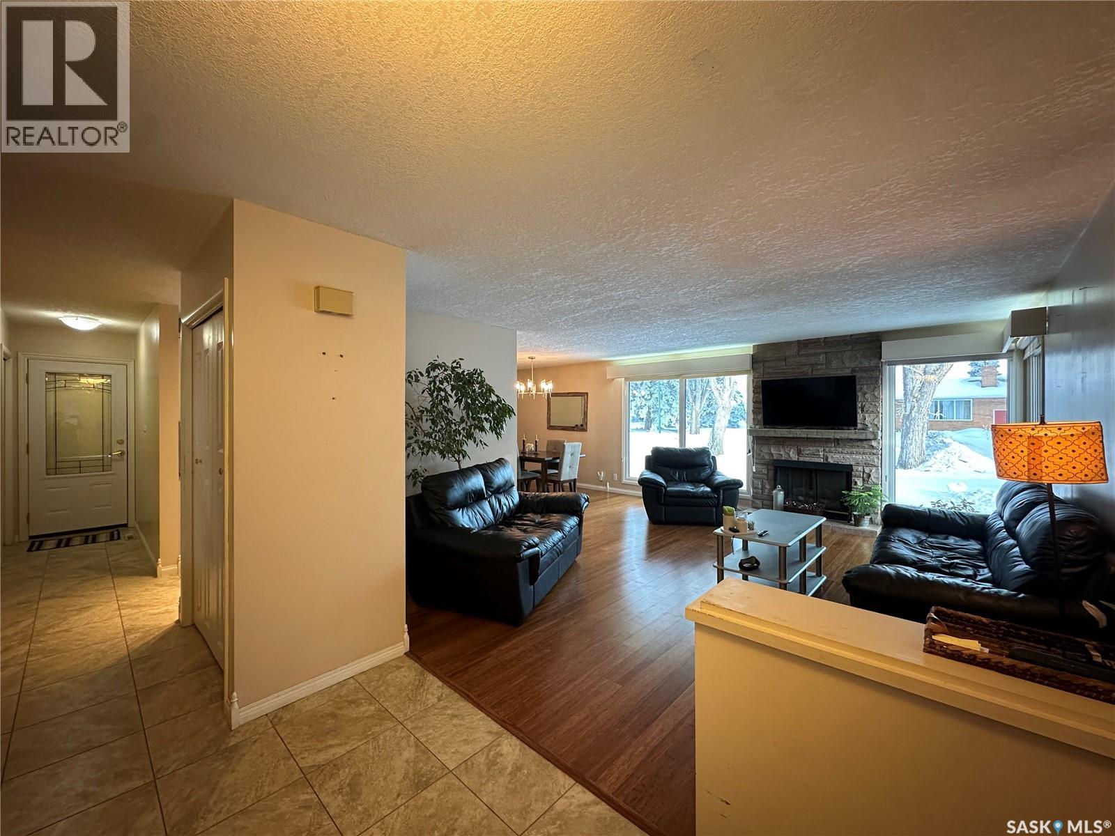 114 Garvin Crescent, Canora, Saskatchewan  S0A 0L0 - Photo 5 - SK028449