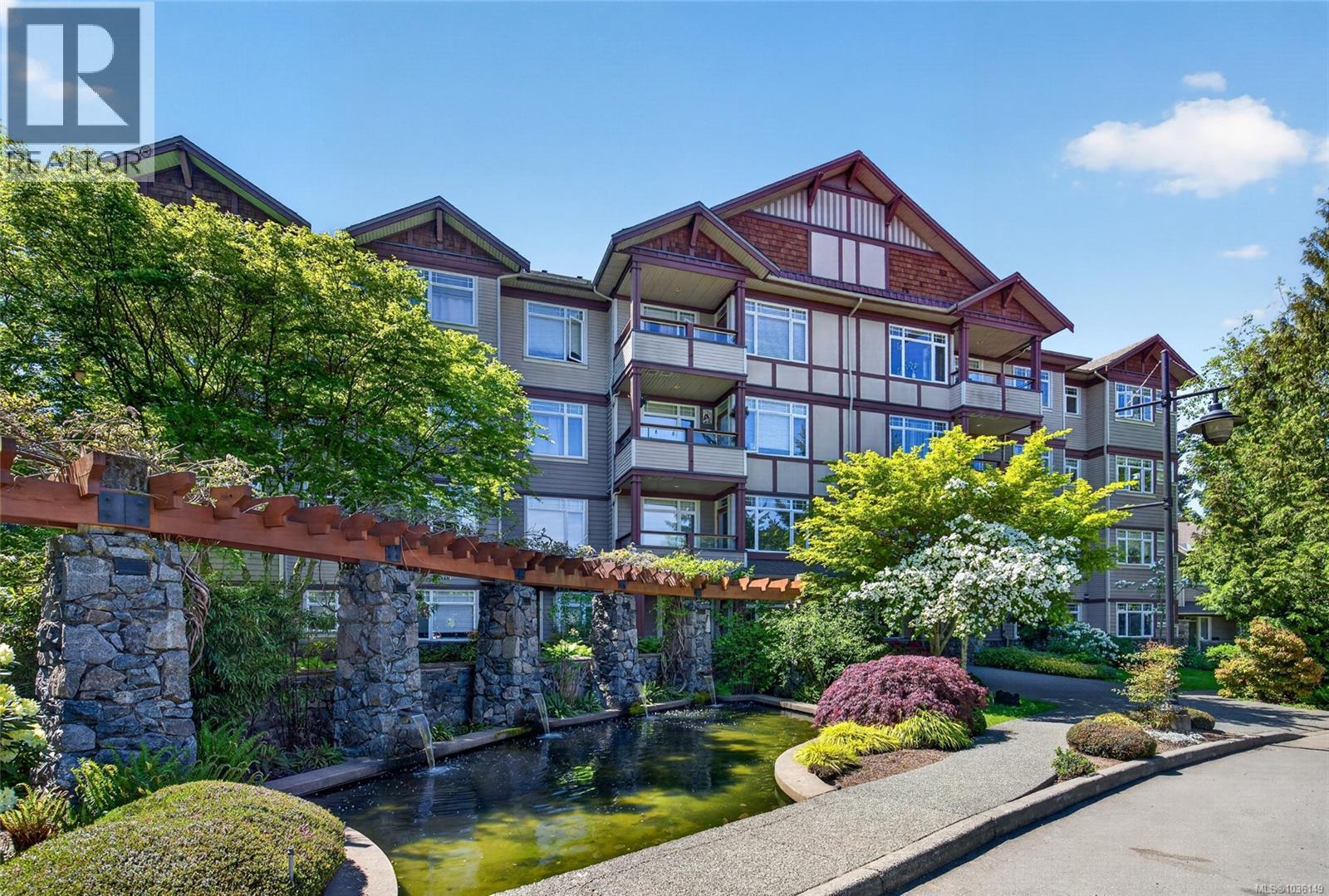 303E 1115 Craigflower Rd, Esquimalt, British Columbia