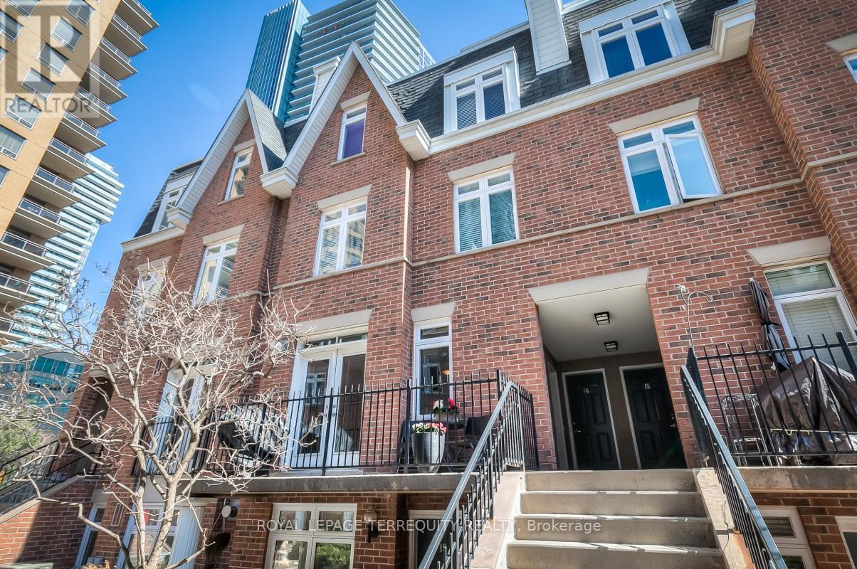 18 - 106 REDPATH AVENUE, Toronto, Ontario
