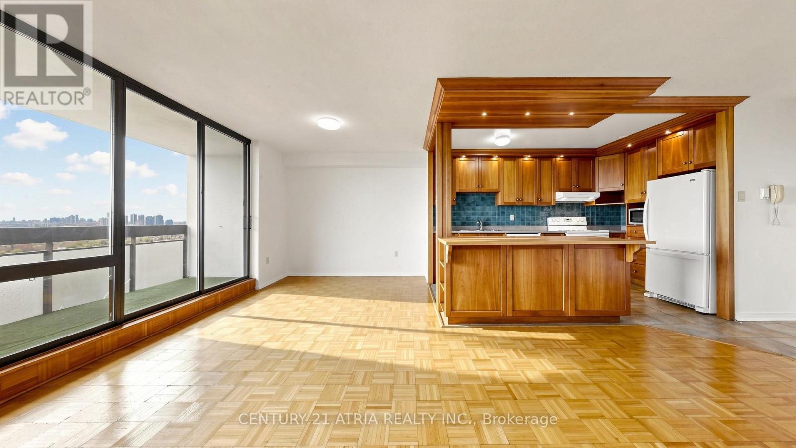 1610 - 260 Seneca Hill Drive, Toronto, Ontario  M2J 4S6 - Photo 3 - C13115810
