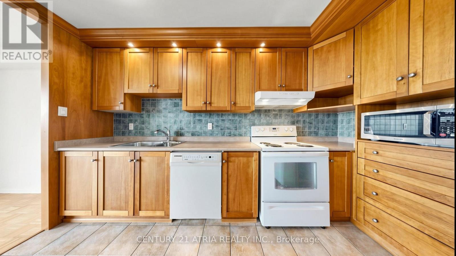 1610 - 260 Seneca Hill Drive, Toronto, Ontario  M2J 4S6 - Photo 6 - C13115810