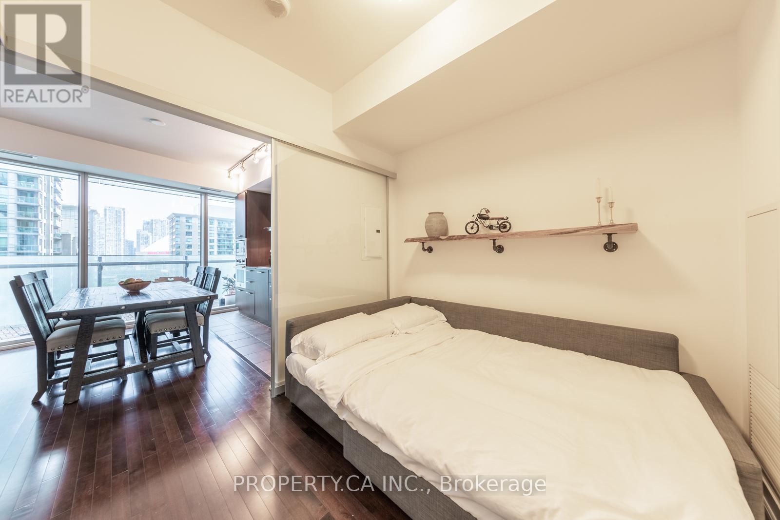 806 - 14 York Street, Toronto, Ontario  M5J 2Z2 - Photo 18 - C13115854
