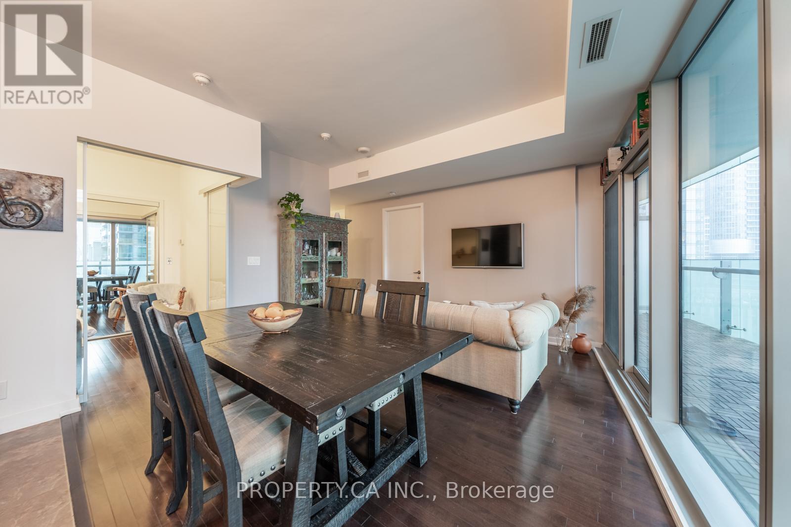 806 - 14 York Street, Toronto, Ontario  M5J 2Z2 - Photo 5 - C13115854