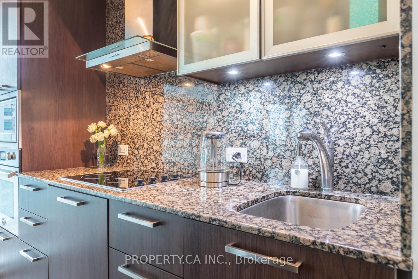 806 - 14 York Street, Toronto, Ontario  M5J 2Z2 - Photo 9 - C13115854