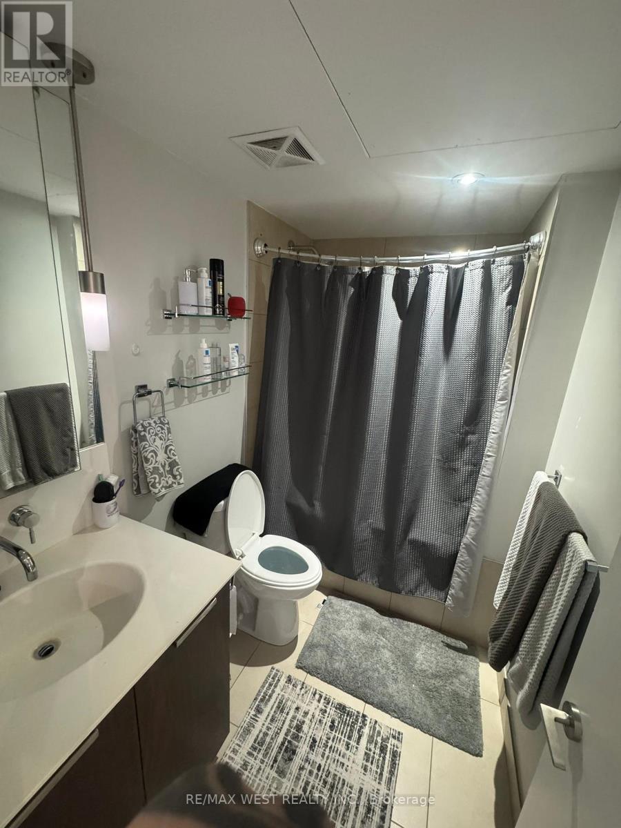 1303 - 95 Bathurst Street, Toronto, Ontario  M5V 2P9 - Photo 5 - C13115884