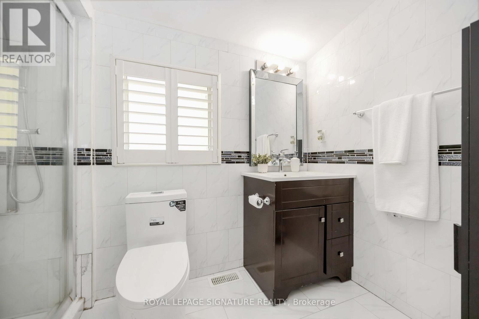 104 Billington Crescent, Toronto, Ontario  M3A 2G6 - Photo 24 - C13115934