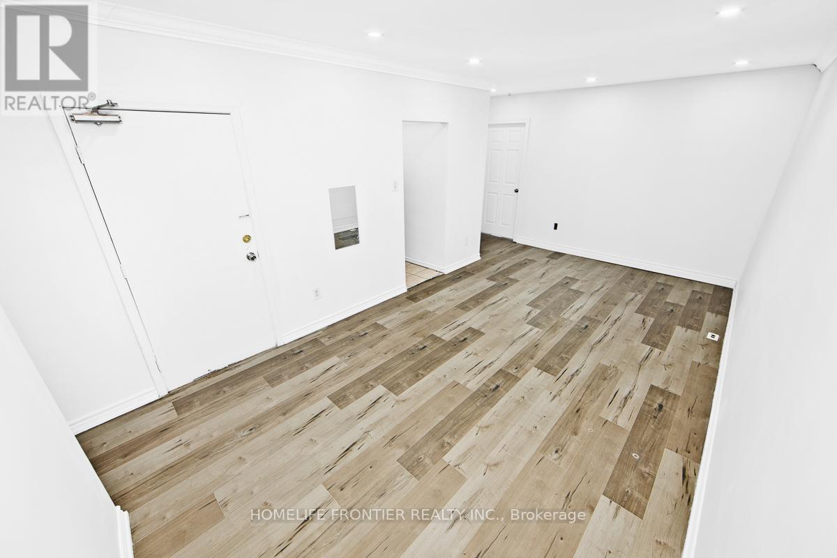 2953 Lawrence Avenue E, Toronto, Ontario  M1P 2V6 - Photo 6 - E13115754
