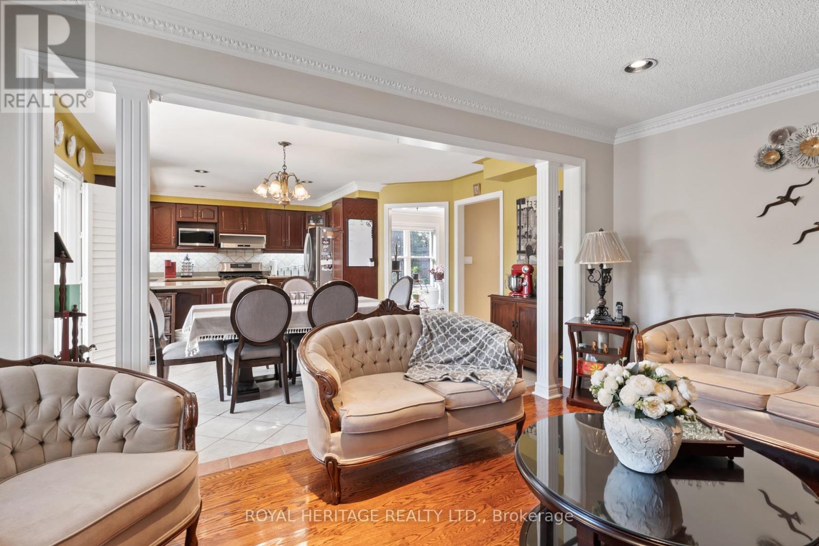1101 Gossamer Drive, Pickering, Ontario  L1X 2T7 - Photo 22 - E13115908
