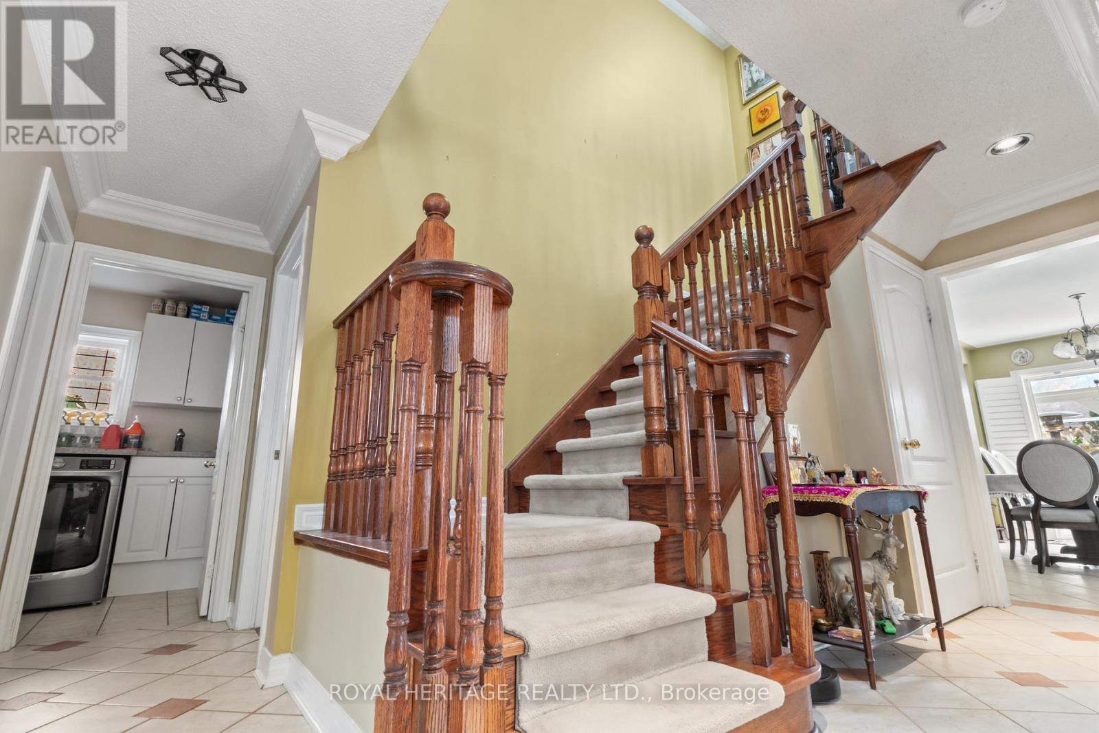 1101 Gossamer Drive, Pickering, Ontario  L1X 2T7 - Photo 27 - E13115908