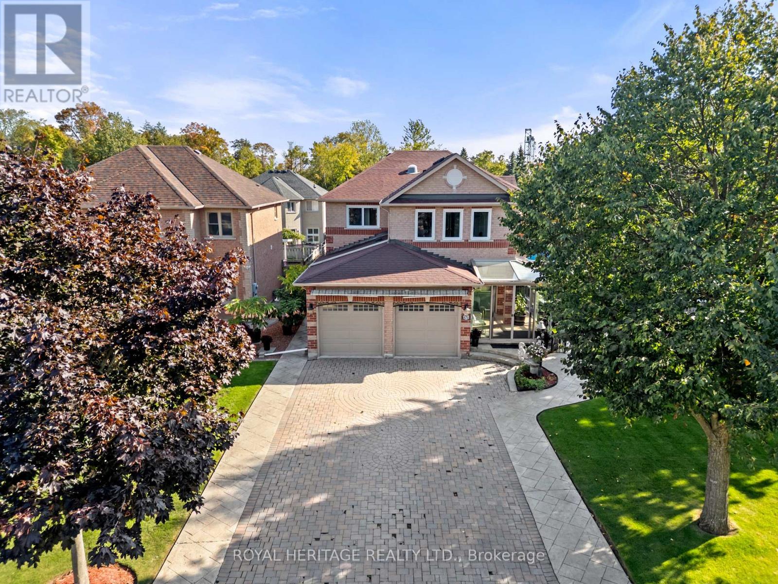 1101 Gossamer Drive, Pickering, Ontario  L1X 2T7 - Photo 3 - E13115908