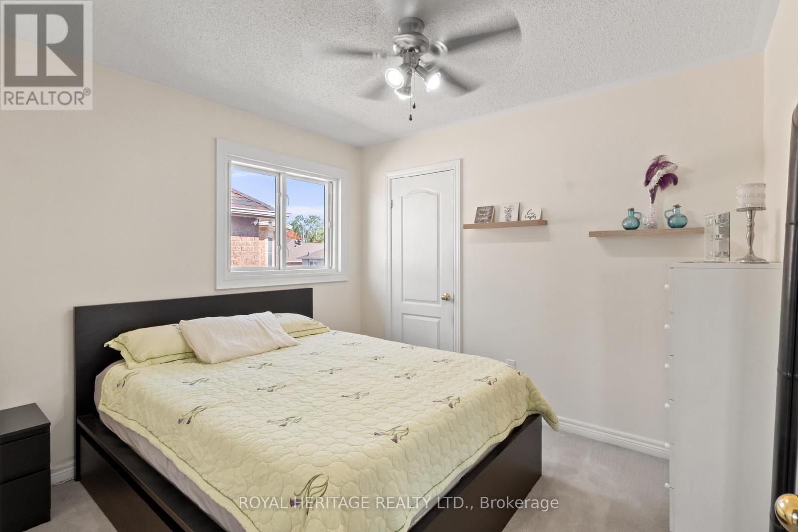 1101 Gossamer Drive, Pickering, Ontario  L1X 2T7 - Photo 37 - E13115908
