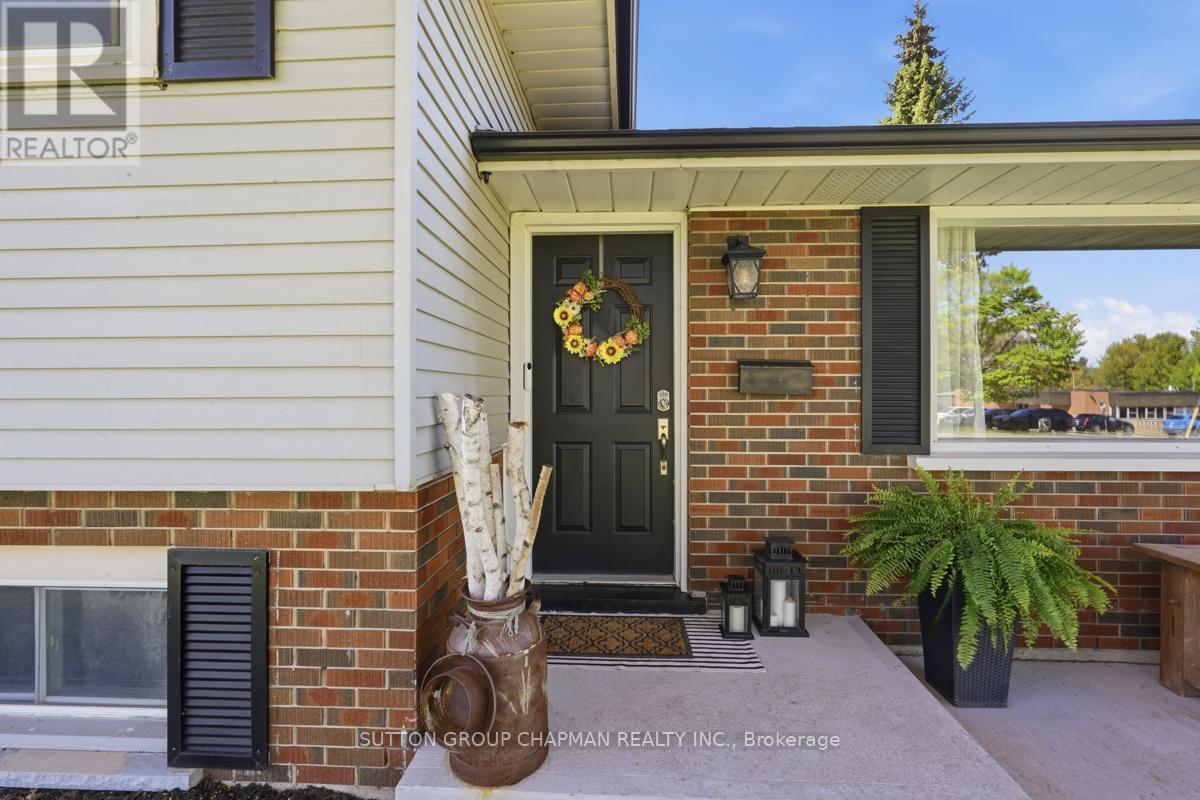 920 Alice Street, Woodstock, Ontario  N4S 2J6 - Photo 2 - X13116026