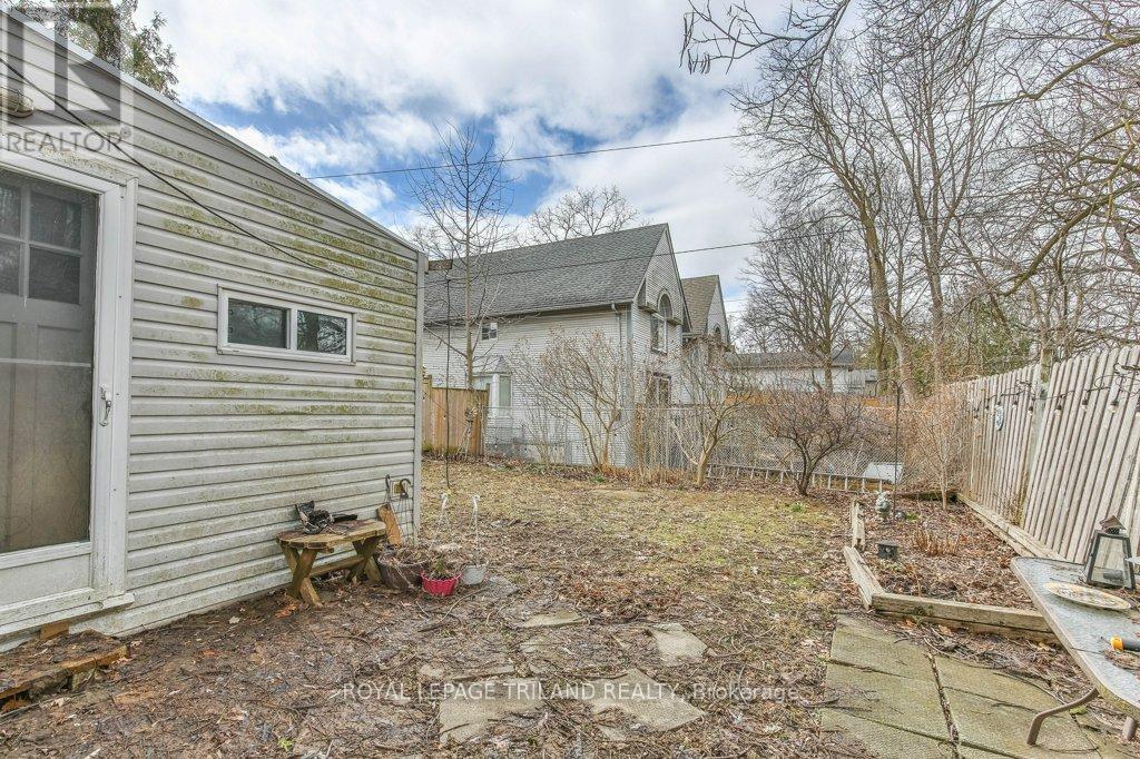 11 Mackay Avenue, London South, Ontario  N6J 2T5 - Photo 23 - X13116216