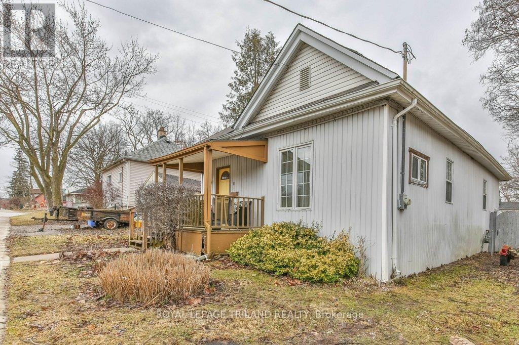 11 Mackay Avenue, London South, Ontario  N6J 2T5 - Photo 5 - X13116216