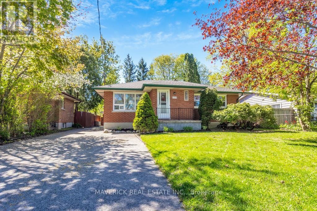 1679 DALE STREET, London East, Ontario
