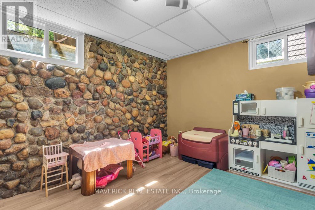 1679 Dale Street, London East, Ontario  N5V 1Y3 - Photo 22 - X13116300
