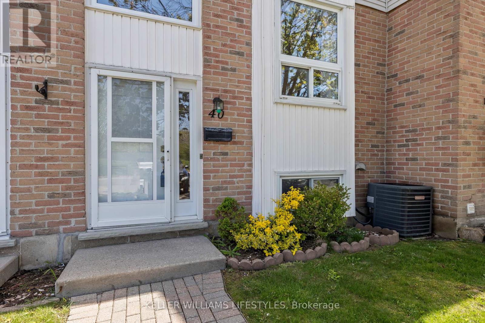 40 - 110 DEVERON CRESCENT, London South, Ontario