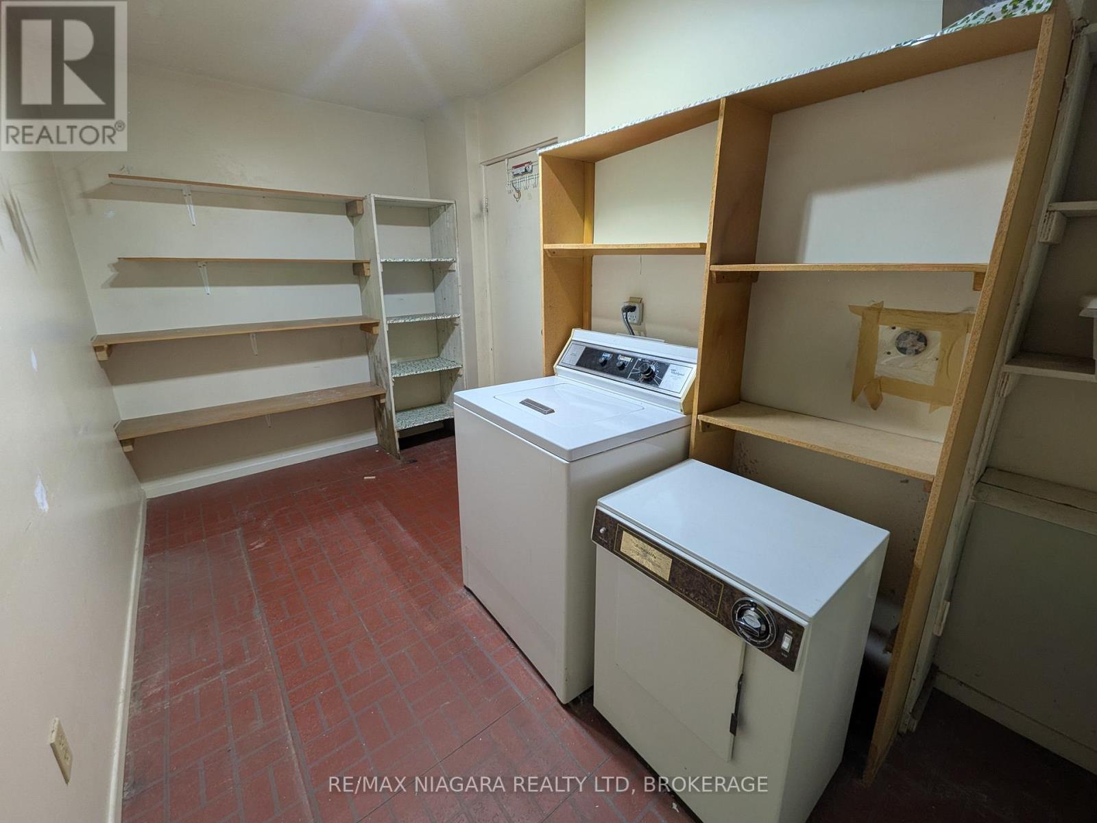 301 - 3170 Kirwin Avenue, Mississauga, Ontario  L5A 3R1 - Photo 18 - W13108122