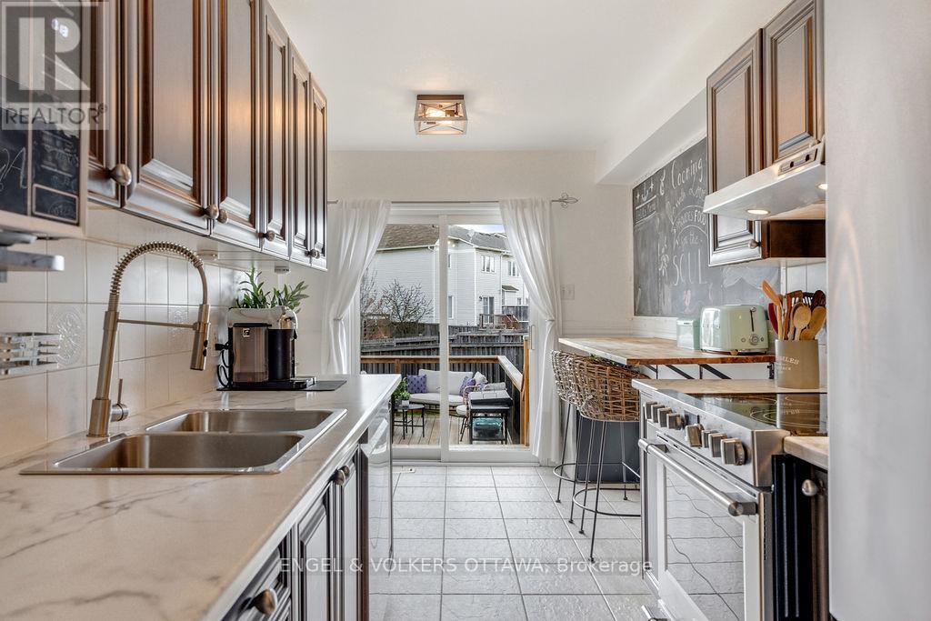 371 Hillsboro Private, Ottawa, Ontario  K2M 3B1 - Photo 10 - X13115984