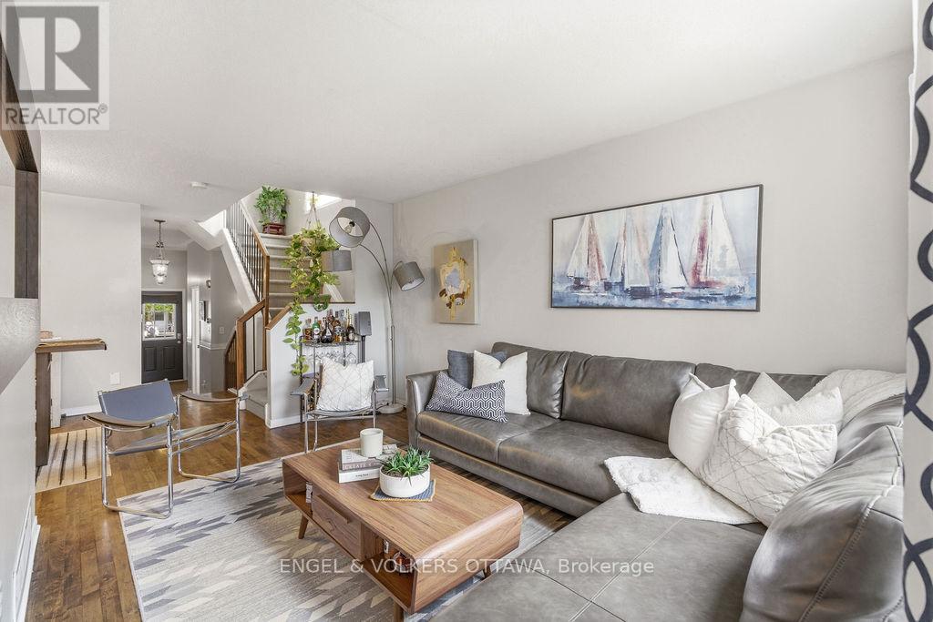 371 Hillsboro Private, Ottawa, Ontario  K2M 3B1 - Photo 6 - X13115984