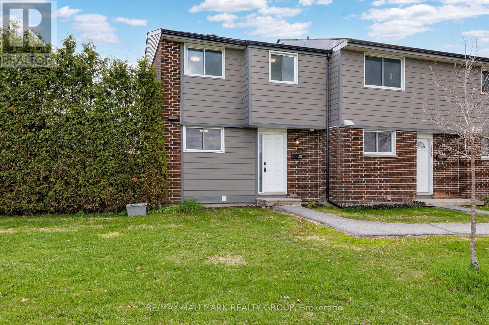 89 Bellman Drive, Ottawa, Ontario  K2H 8S4 - Photo 1 - X13116314
