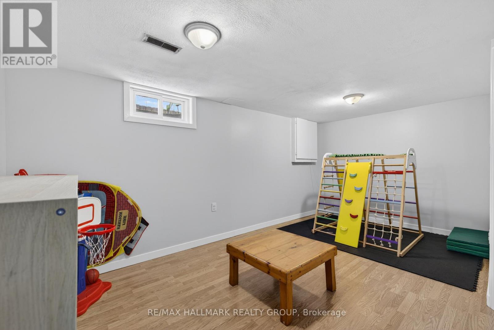 89 Bellman Drive, Ottawa, Ontario  K2H 8S4 - Photo 38 - X13116314