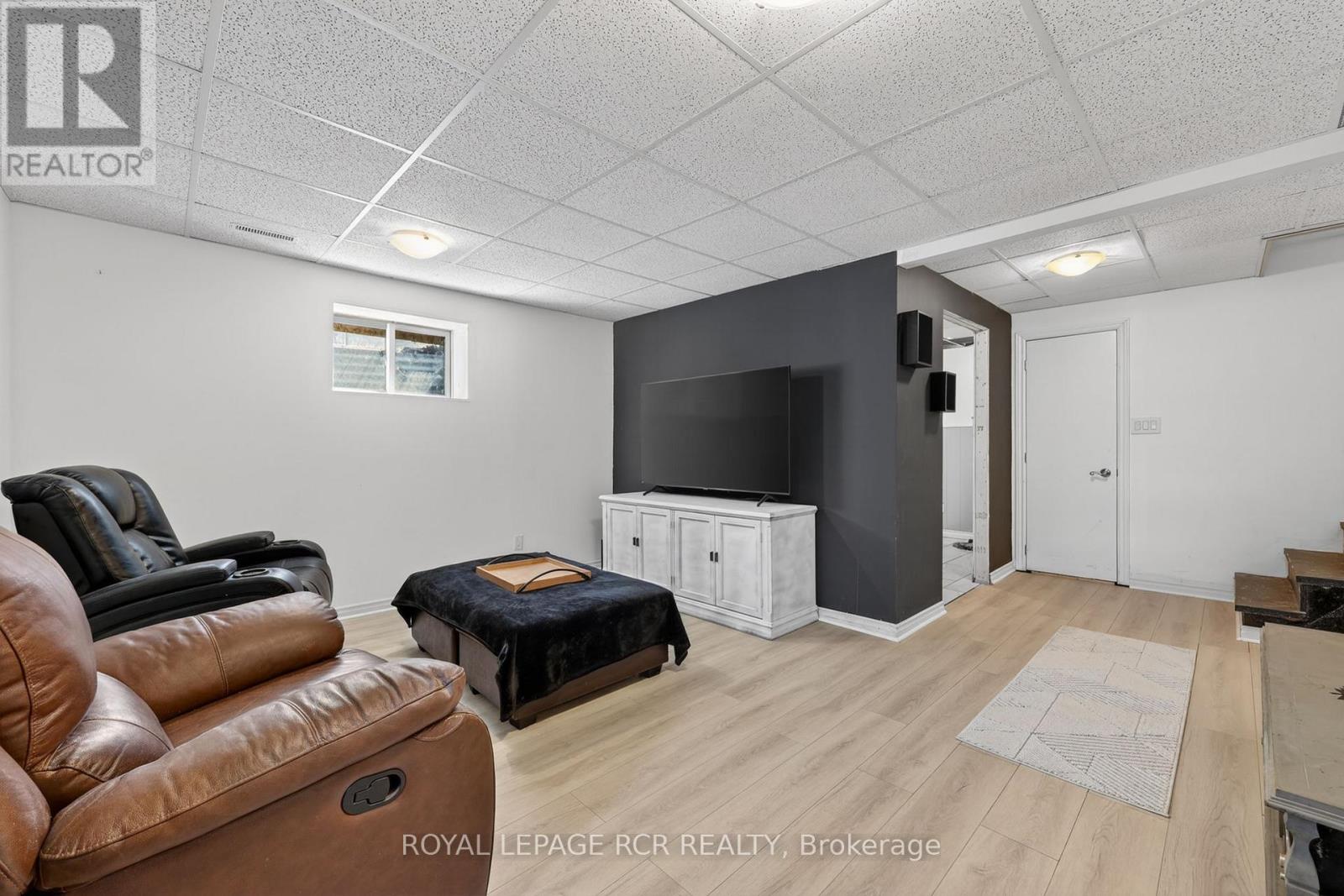 266 Kenwood Avenue, Georgina, Ontario  L4P 2X5 - Photo 22 - N13115766