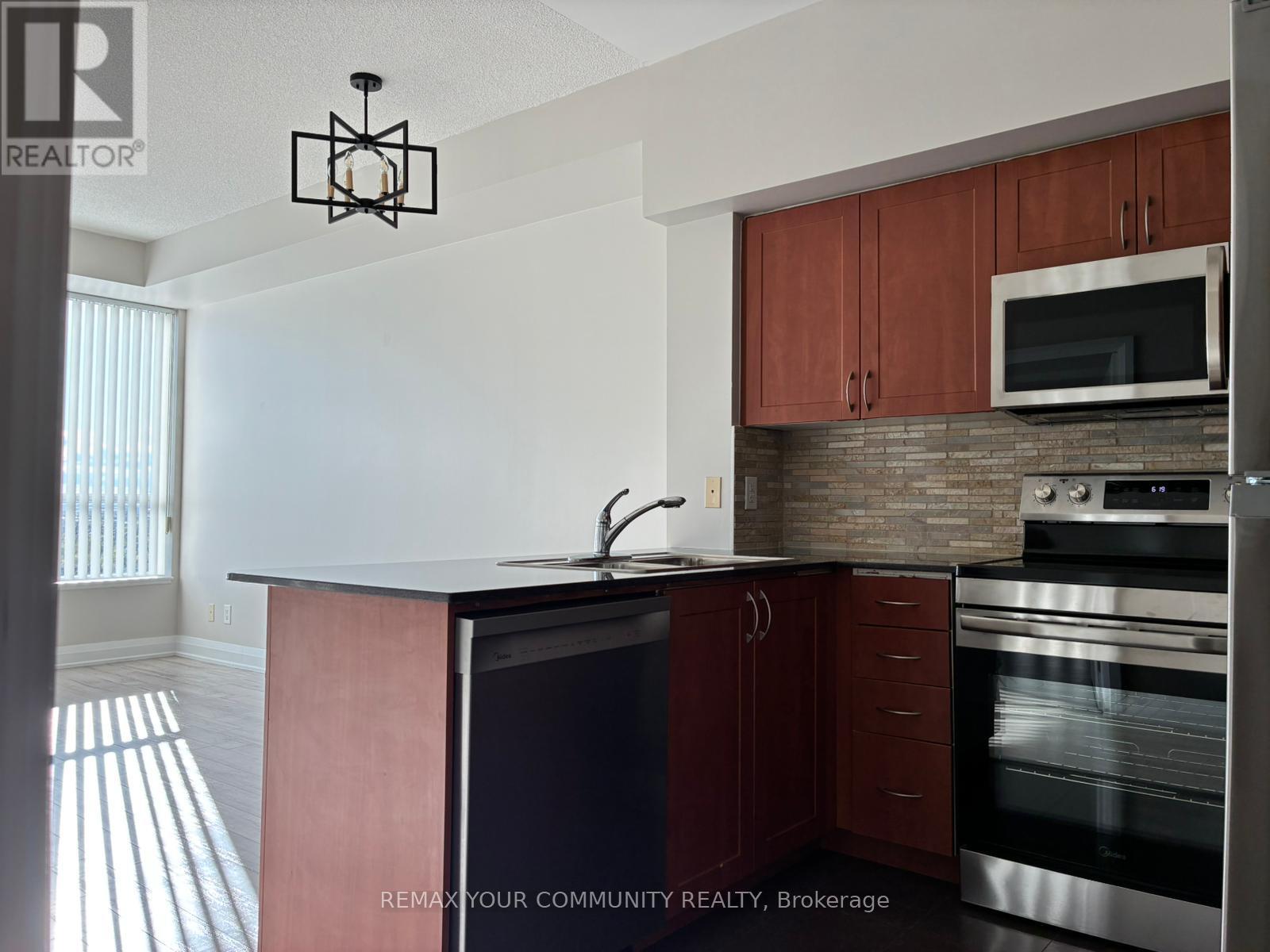 1110 - 20 North Park Road, Vaughan, Ontario  L4J 0G7 - Photo 4 - N13115792