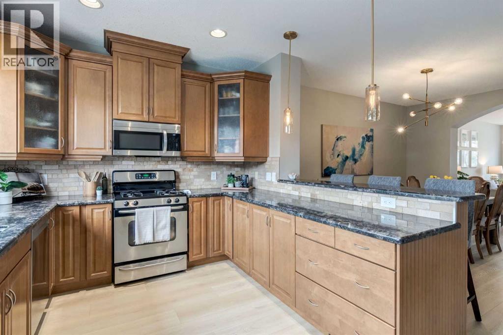 3117 Don Ethell Boulevard Sw, Calgary, Alberta  T3E 7A9 - Photo 11 - A2310230