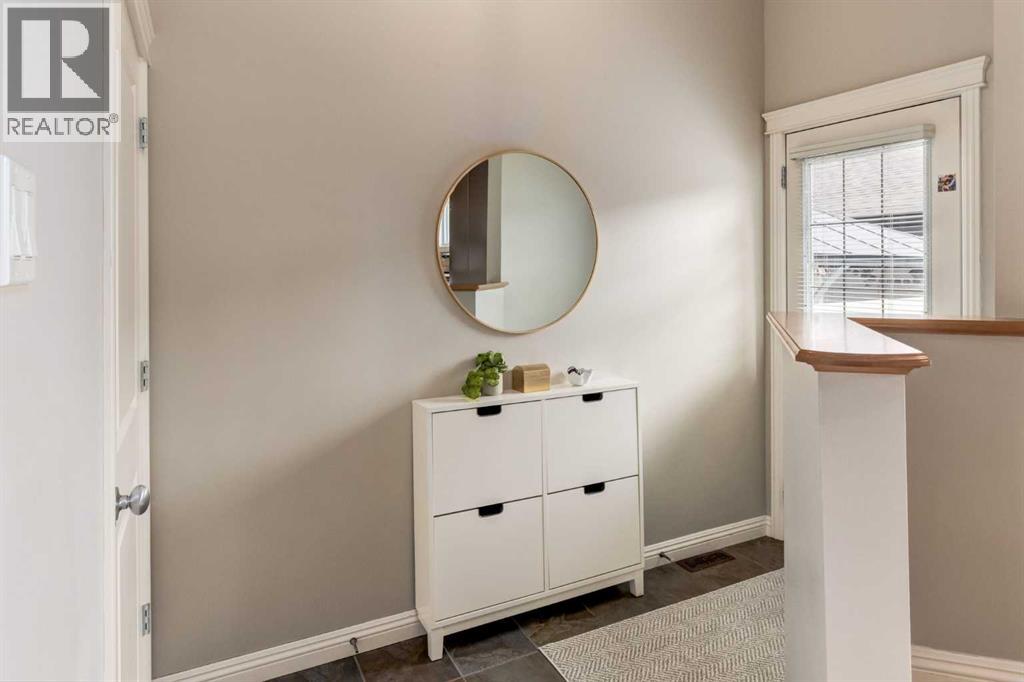 3117 Don Ethell Boulevard Sw, Calgary, Alberta  T3E 7A9 - Photo 15 - A2310230