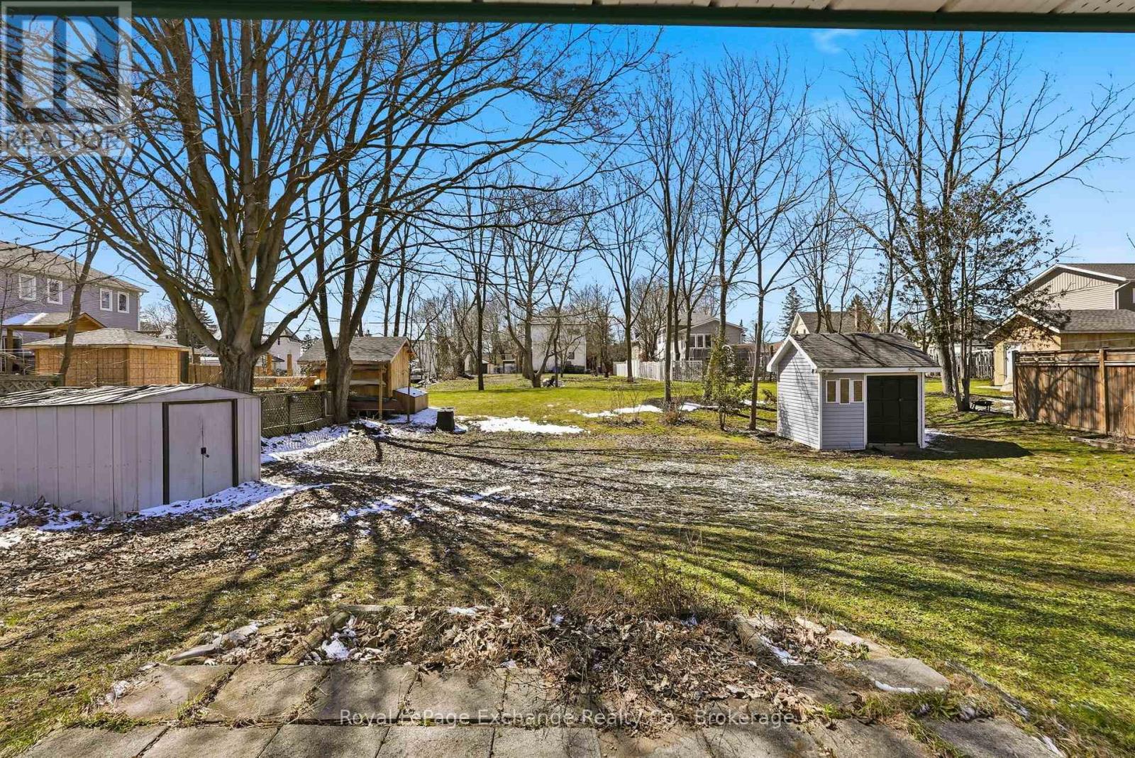 588 11th Avenue, Hanover, Ontario  N4N 2S6 - Photo 34 - X12981660