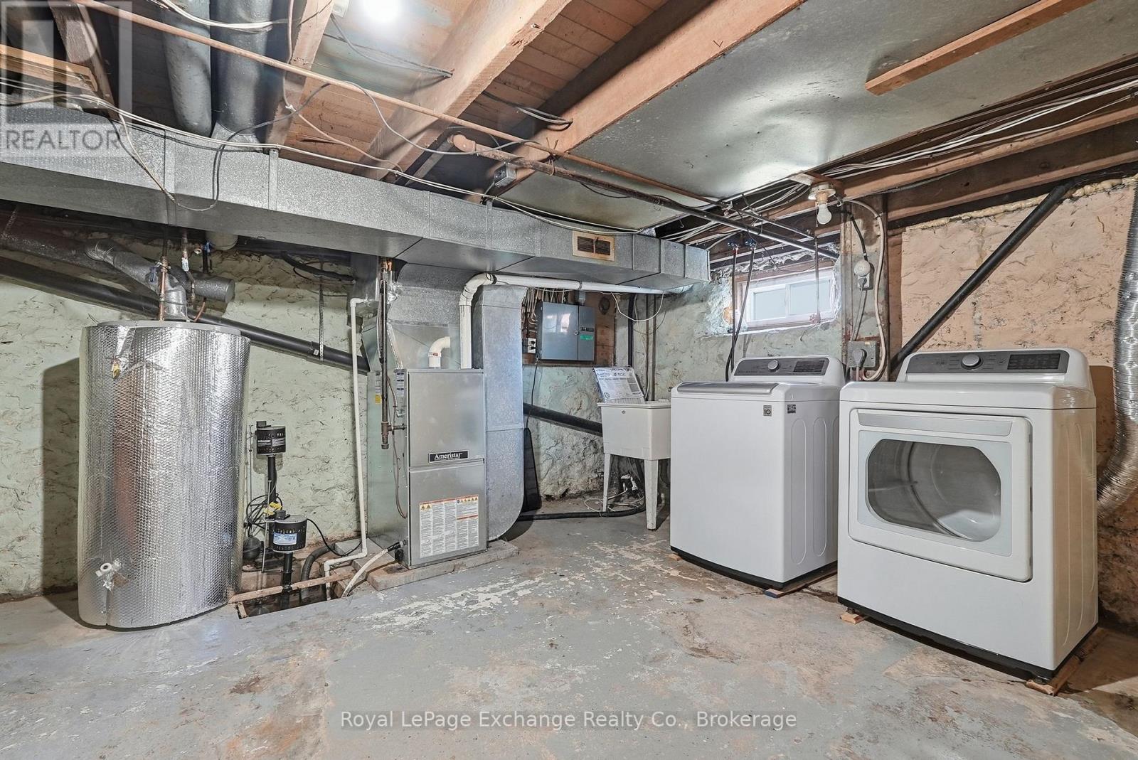 588 11th Avenue, Hanover, Ontario  N4N 2S6 - Photo 31 - X12981660