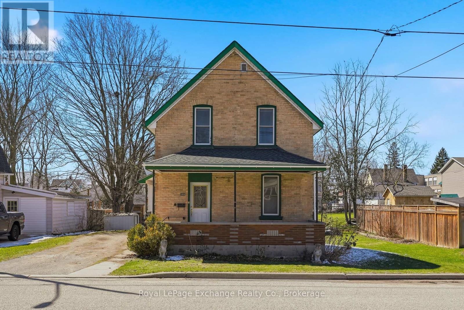 588 11th Avenue, Hanover, Ontario  N4N 2S6 - Photo 3 - X12981660