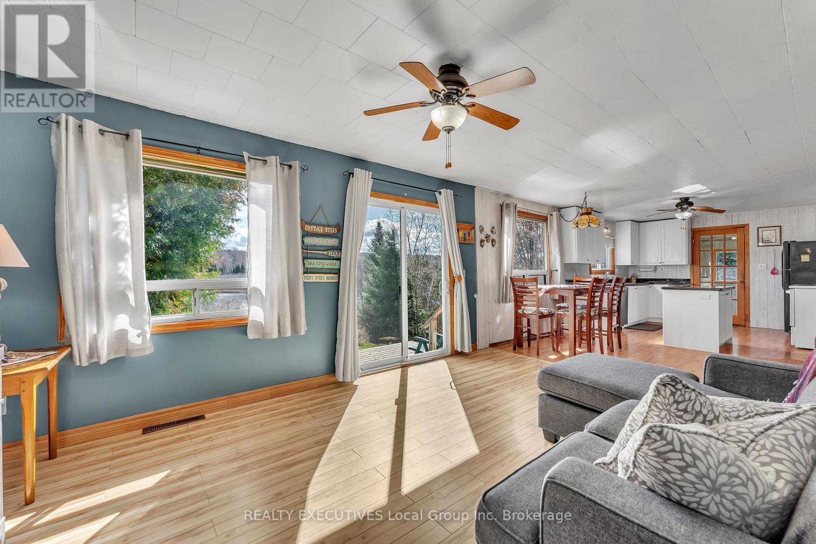 115 Hillside Avenue, Bonfield, Ontario  P0H 1E0 - Photo 12 - X13116040