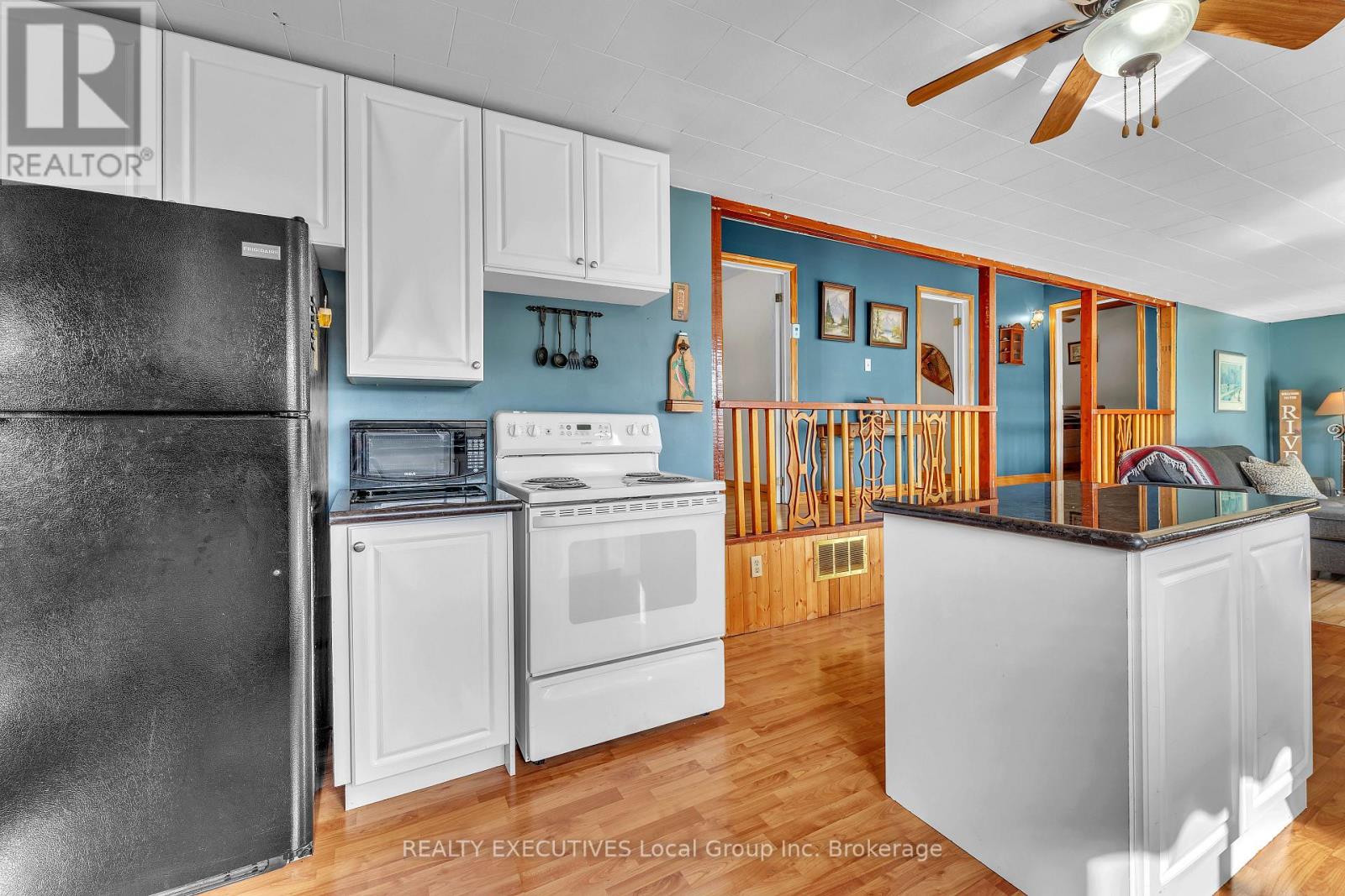 115 Hillside Avenue, Bonfield, Ontario  P0H 1E0 - Photo 7 - X13116040