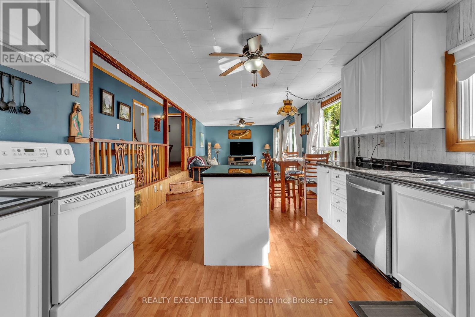 115 Hillside Avenue, Bonfield, Ontario  P0H 1E0 - Photo 8 - X13116040
