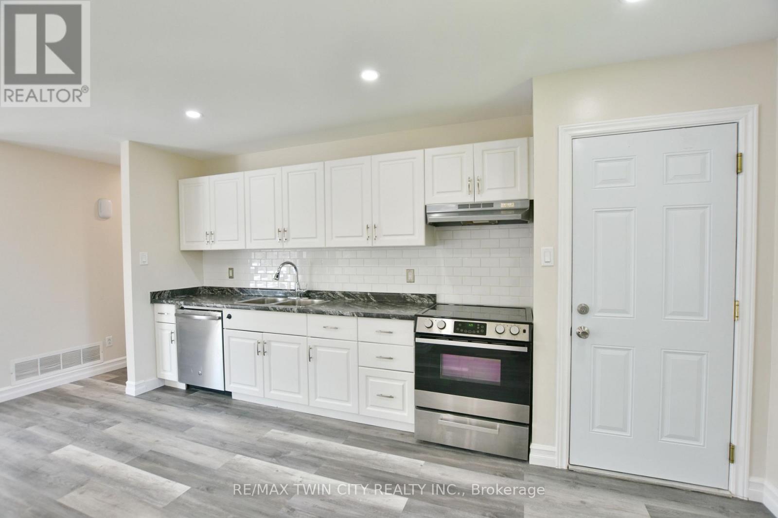 2 - 8 Rhonda Road, Collingwood, Ontario  L9Y 4G4 - Photo 13 - S13115858