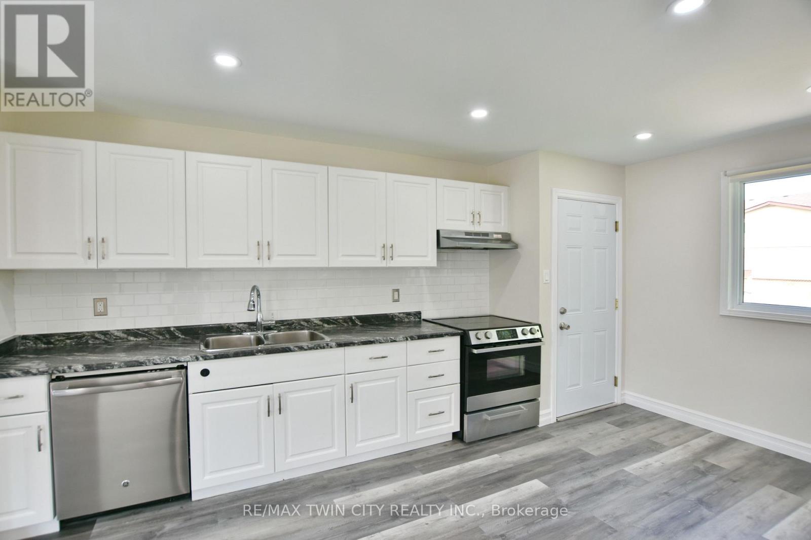 2 - 8 Rhonda Road, Collingwood, Ontario  L9Y 4G4 - Photo 14 - S13115858