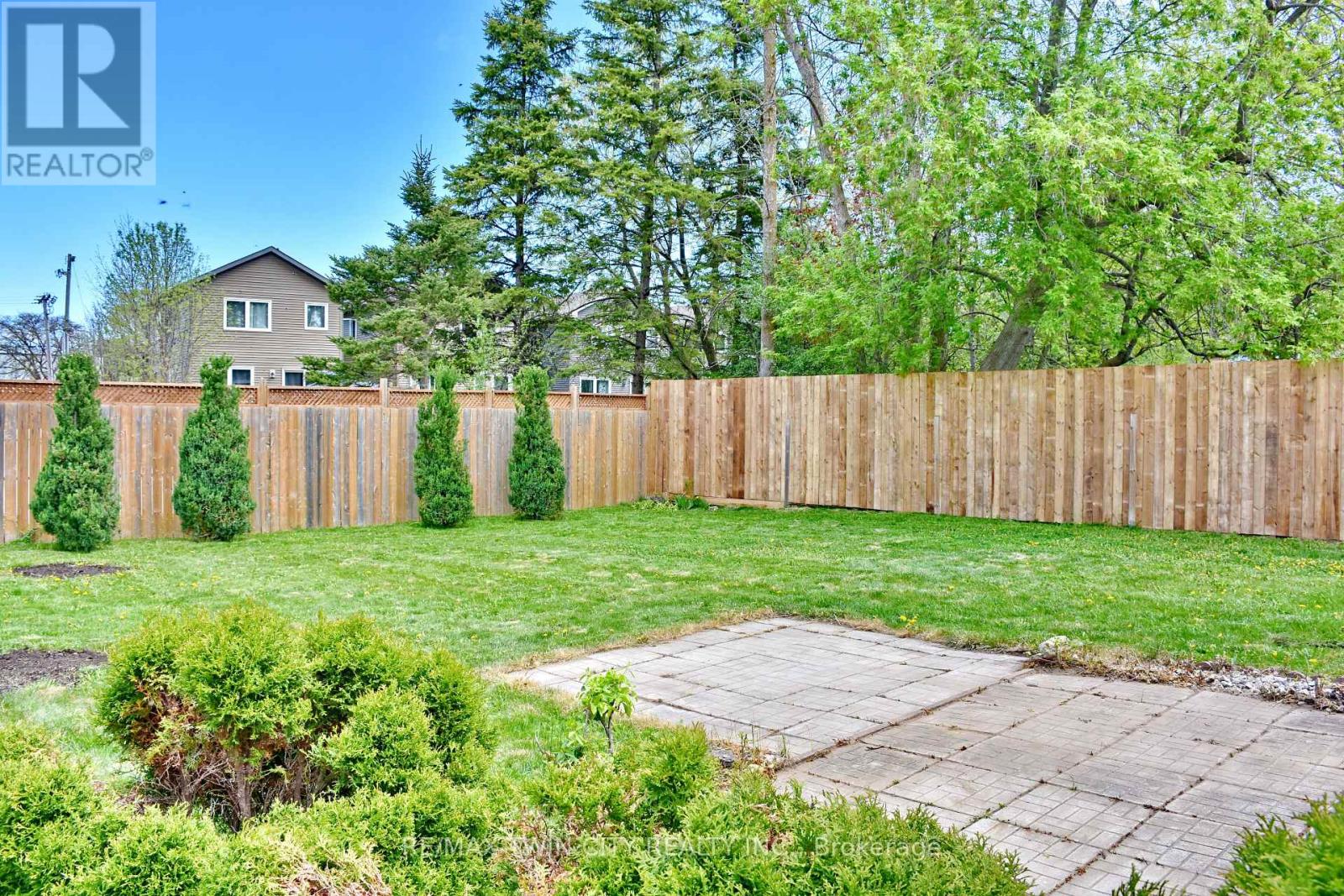2 - 8 Rhonda Road, Collingwood, Ontario  L9Y 4G4 - Photo 5 - S13115858