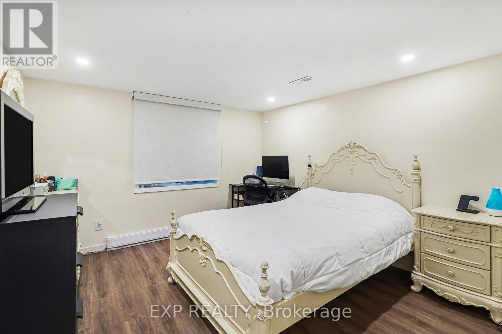 2332 Ogilvie Road, Ottawa, Ontario  K1J 7N6 - Photo 21 - X12942988