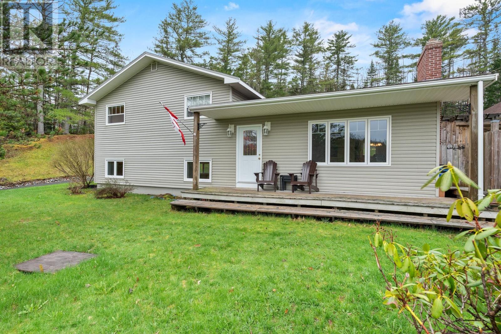 6054 Highway 1, Ellershouse, Nova Scotia  B0N 1L0 - Photo 1 - 202610547