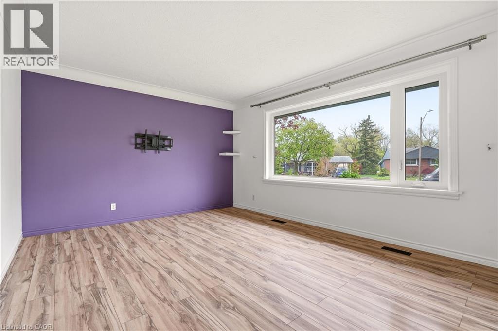 25 Briarsdale Drive, St. Catharines, Ontario  L2T 2Z4 - Photo 5 - 40829407