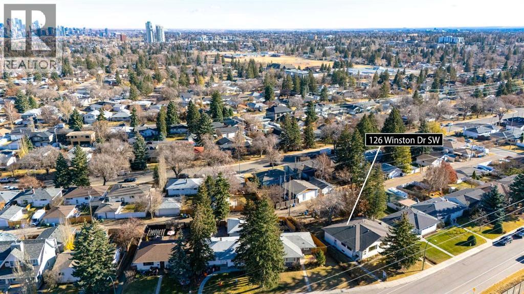126 Winston Drive SW, Calgary, Alberta